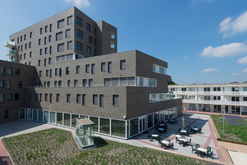 De Kaap in Hoogeveen hoogste gebouw achterzijde