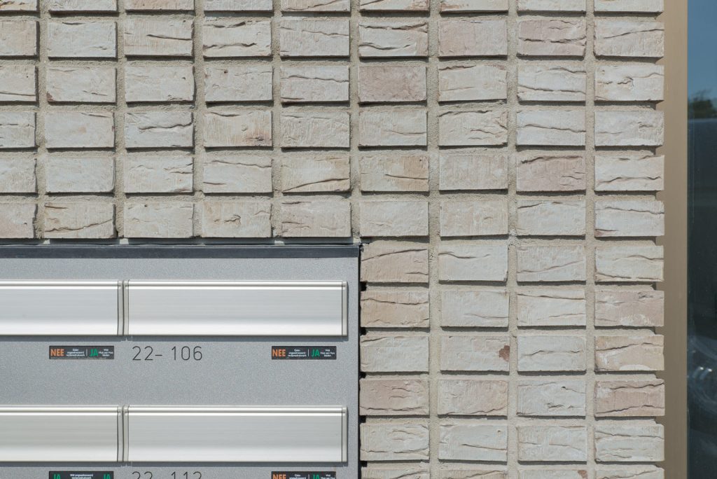 De Kaap in Hoogeveen metselwerk dikformaat met brievenbus