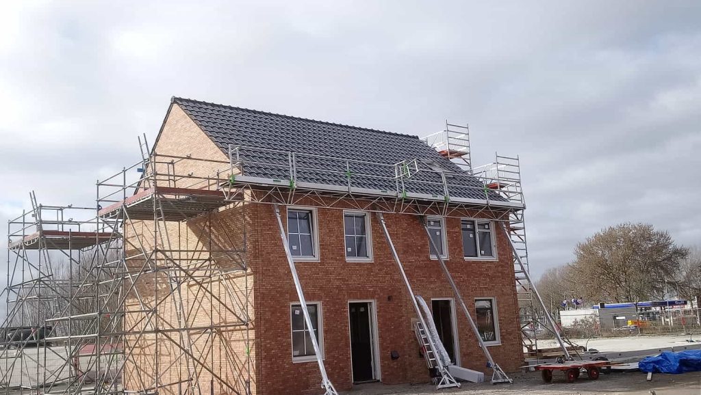 Loskade Groningen Van Wijnen Aberson Solar Hantile dakpannen steenstrips