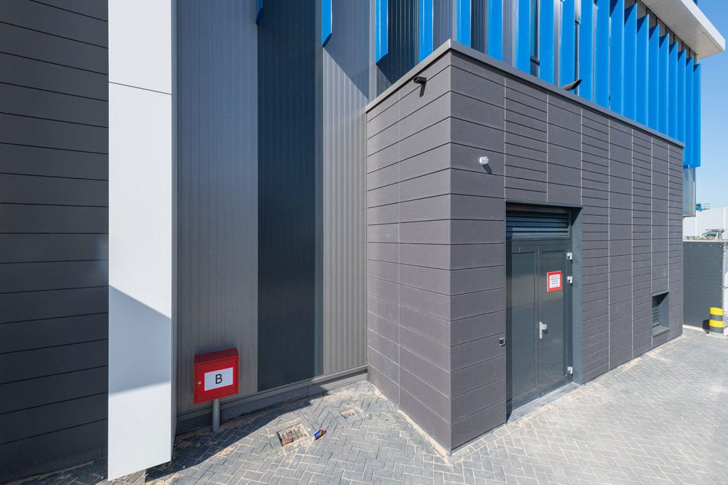 De grijze tegels van Argeton in een uitbouw