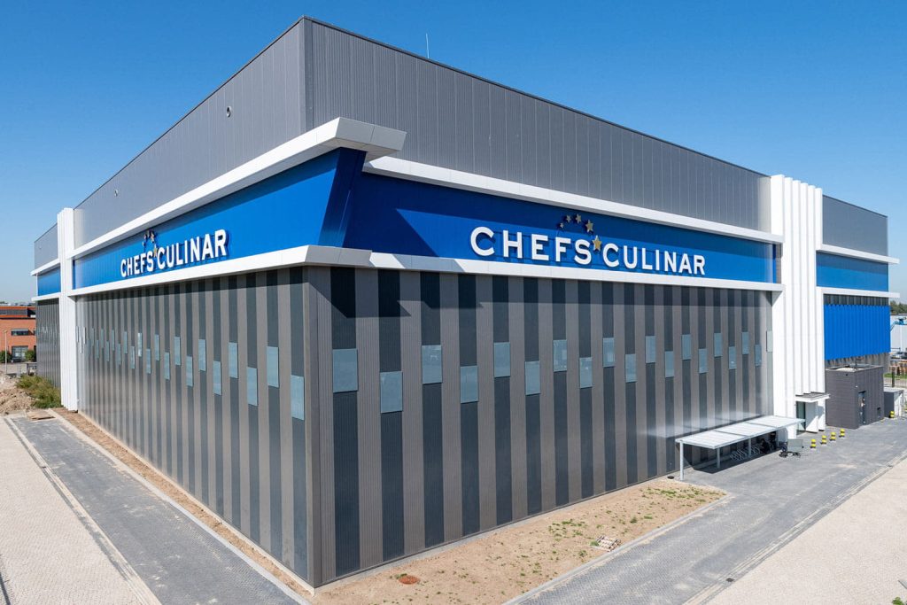 Hoekaanzicht van de gevel van het nieuwe gebouw van Chefs Culinar