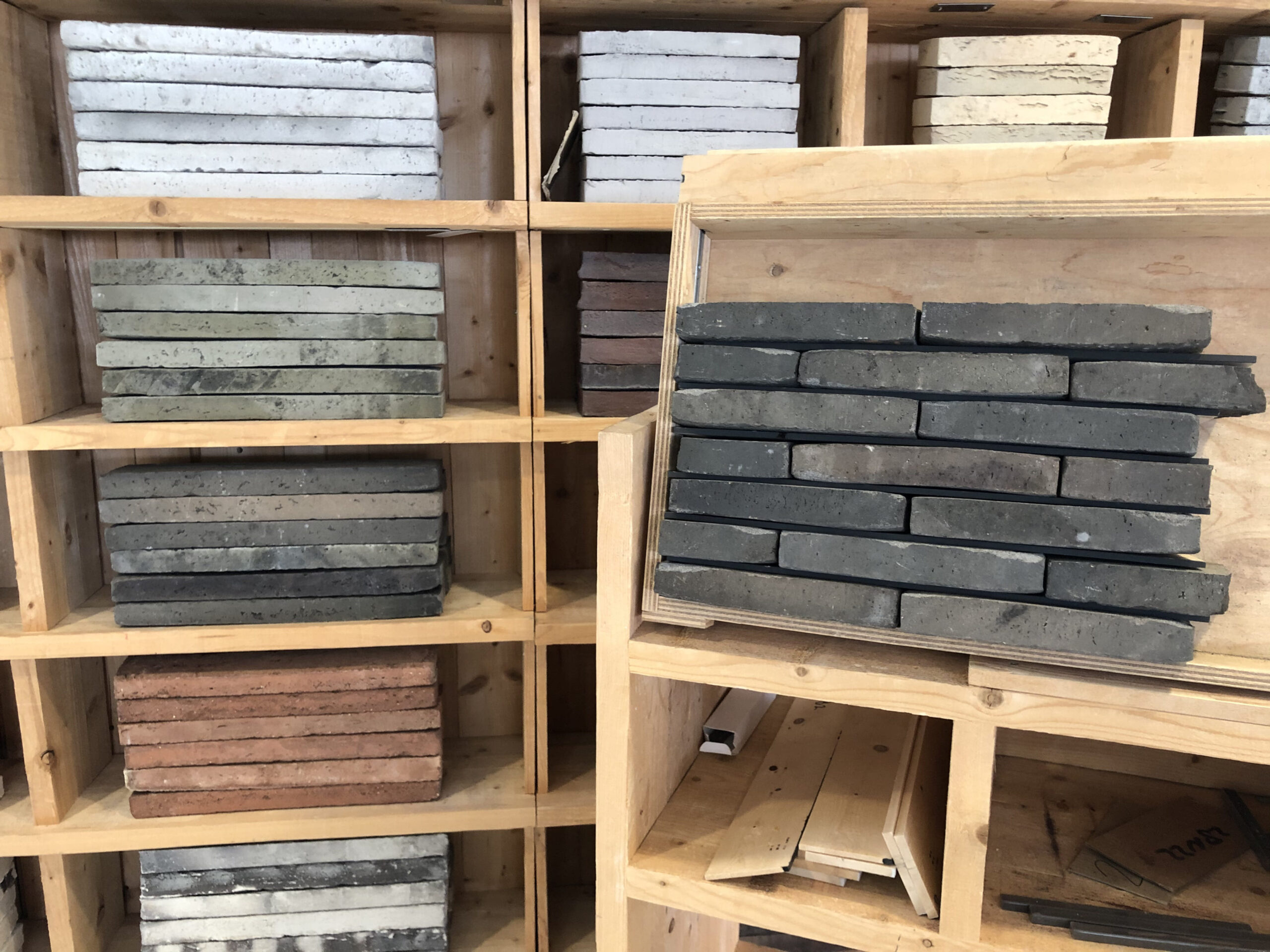 Lange lijnen, zonder een langformaat gevelsteen