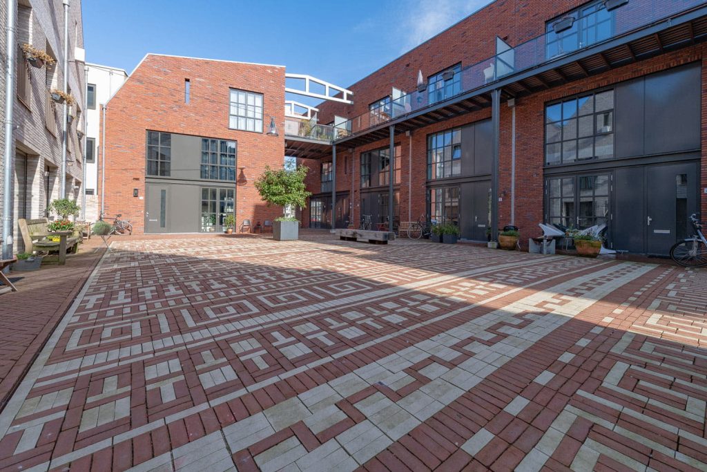 Kraanbolwerk Zwolle Gevelstenen Aberson plein van volharding