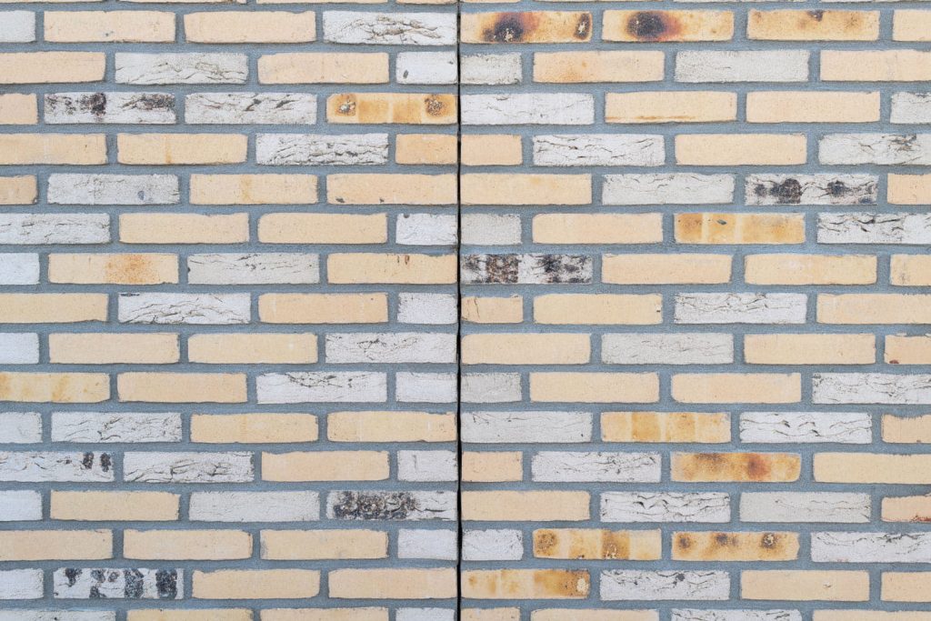 Troelstralaan Assen gevelstenen Aberson closup