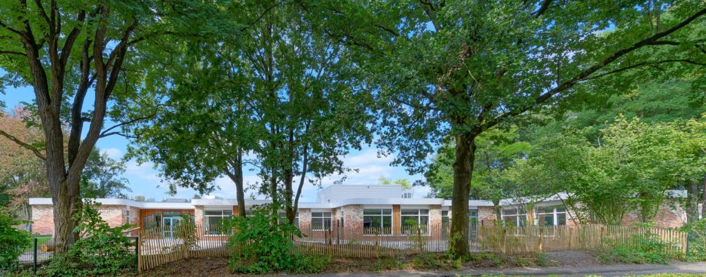 Stroomdal-Zuidlaren-Aberson-steenstrips-volledige-brink