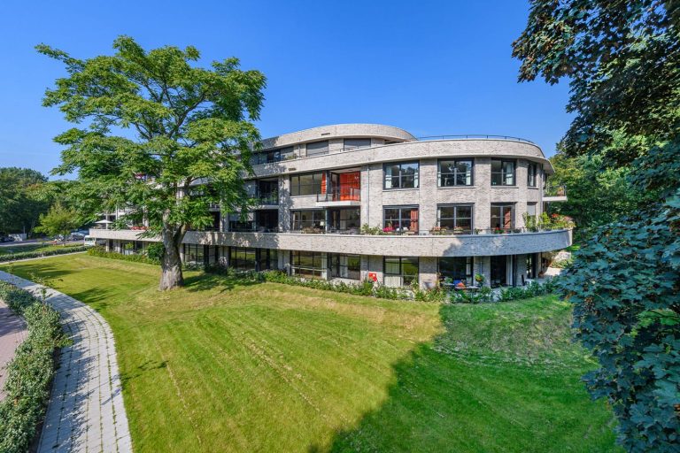 Gevelstenen-Aberson-Wildhoef-Bloemendaal-zijaanzicht.