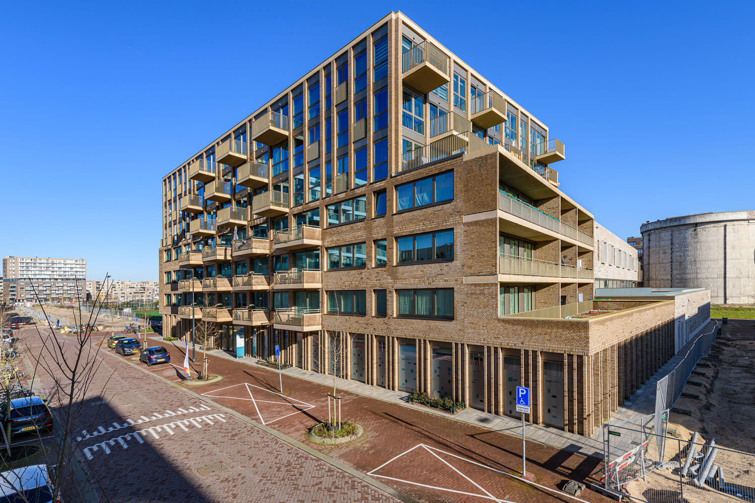 Gevelstenen-Aberson-Finish-aanzicht-hoek