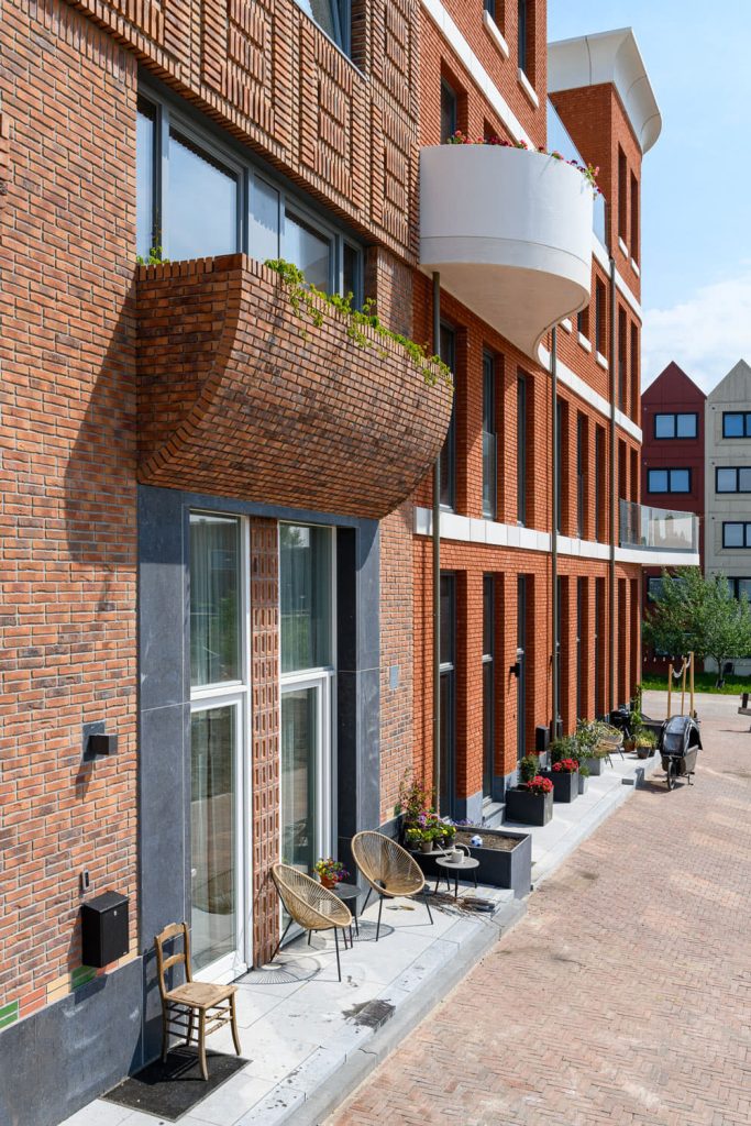 Prefab metselwerk gevelstenen Sinfonia Aberson balkons laag