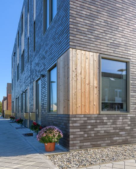 Sustainer Homes Hengelo - A-Brick gevelsysteem Klimaatneutrale rijwoningen