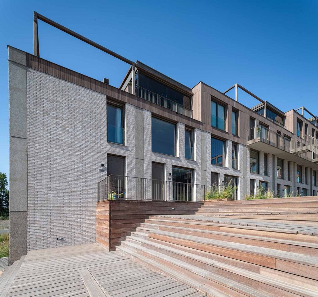 Leyhof Erasmusveld Den Haag zijkant