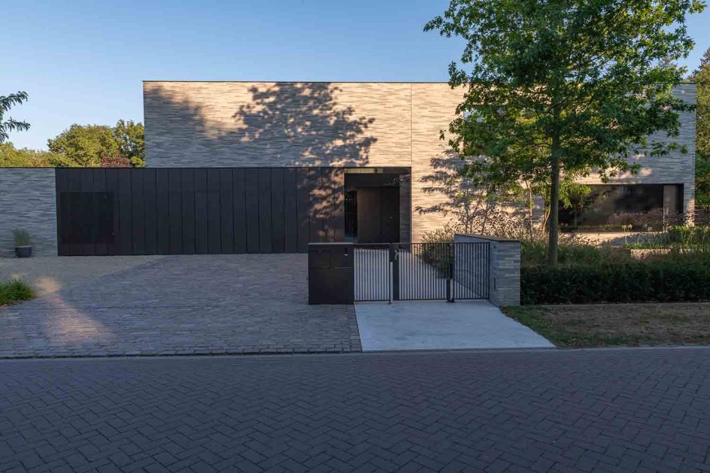 Villa Oss 3 Langformaat gevelstenen Aberlongue Aberson