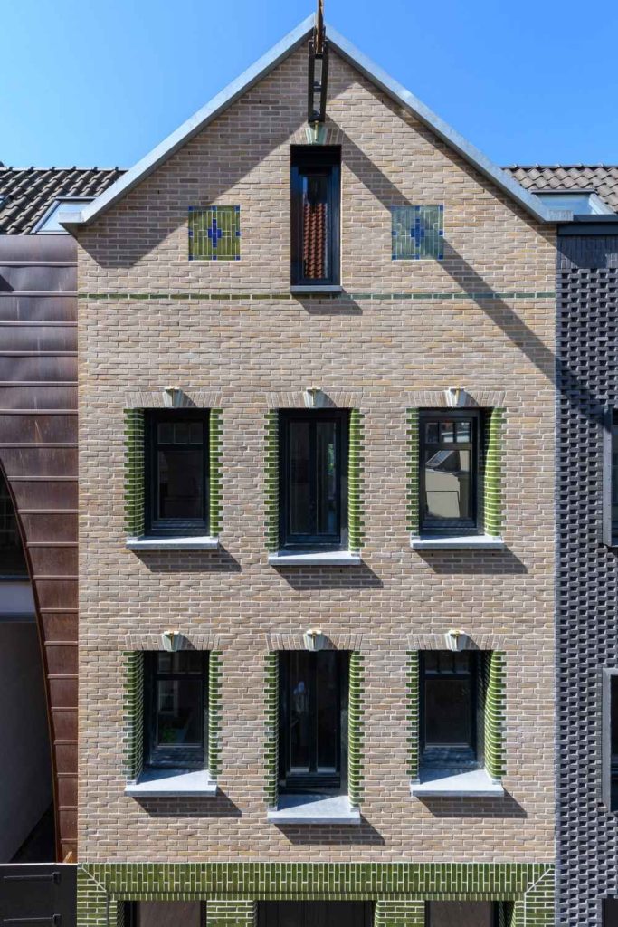 Juffershof Kleine Overstraat Deventer Gevelstenen Aberson 6