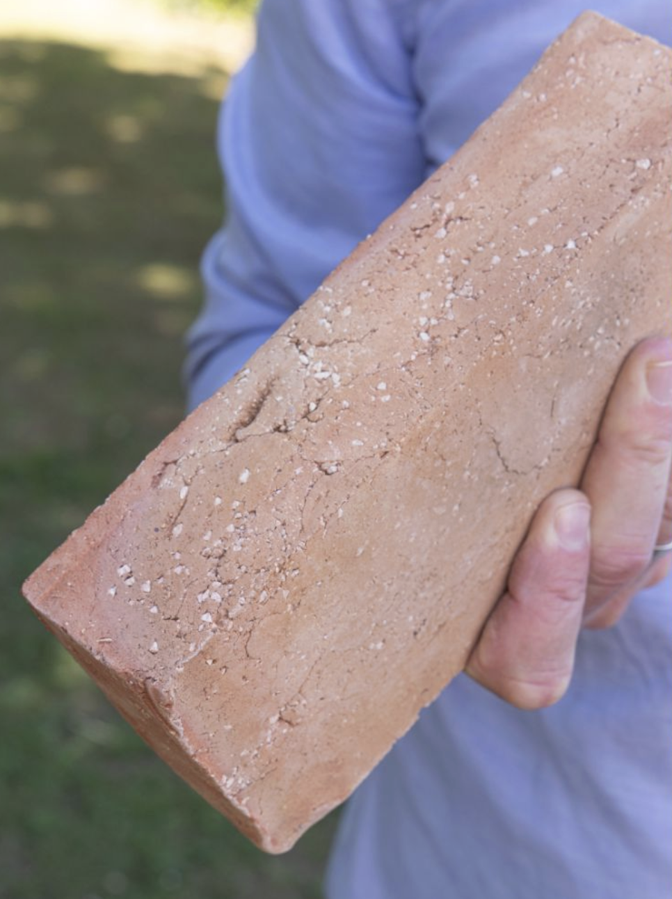 Handen ineen voor duurzame gevelstenen Kringloopsteen Janssen de Jong Wienerberger Aberson