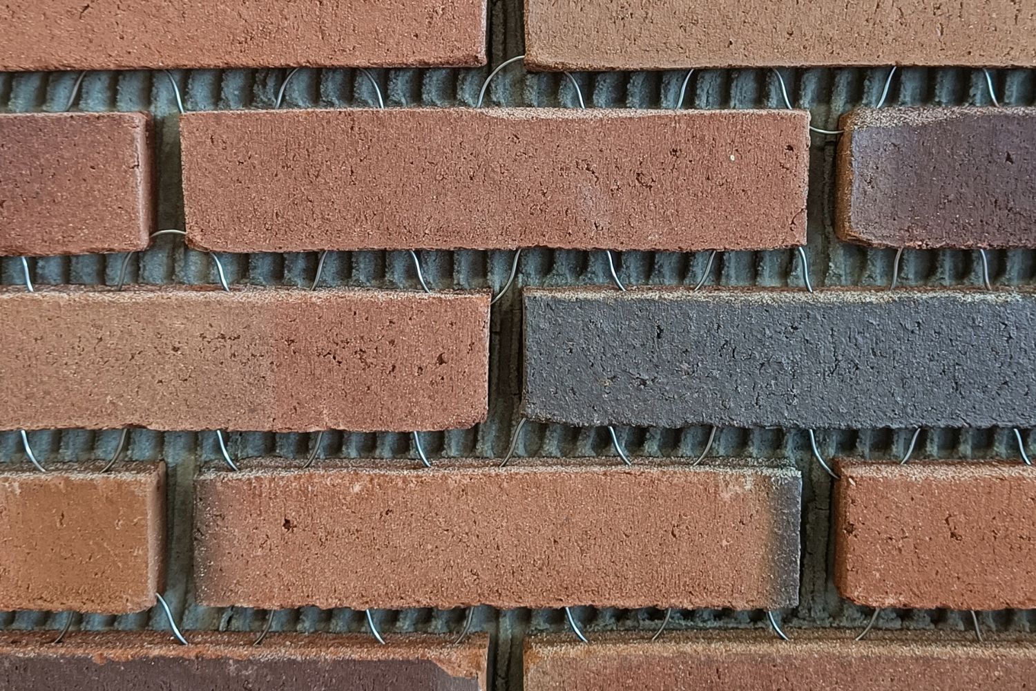 S-Brick veilige en mechanisch geborgde steenstripgevels