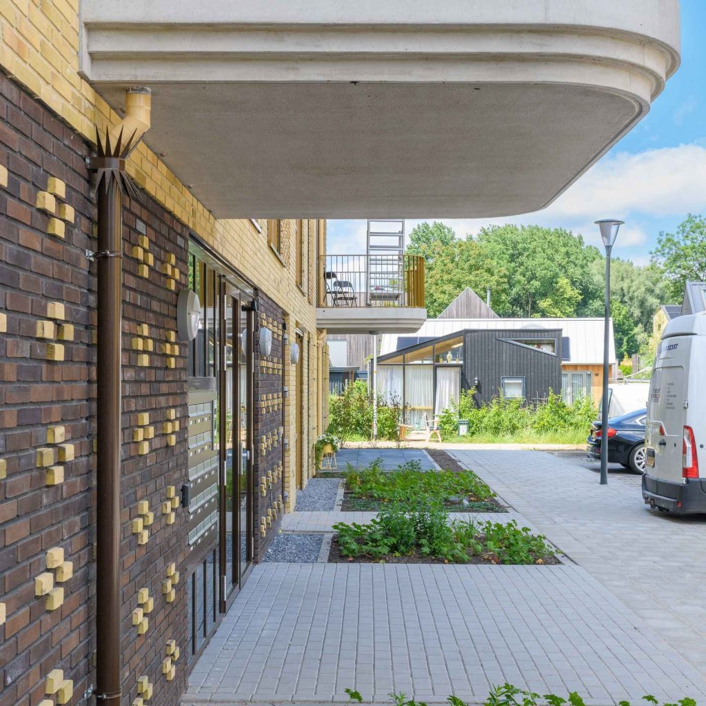 Hobbemastraat Deventer - UITGELICHT - Aberson - plint